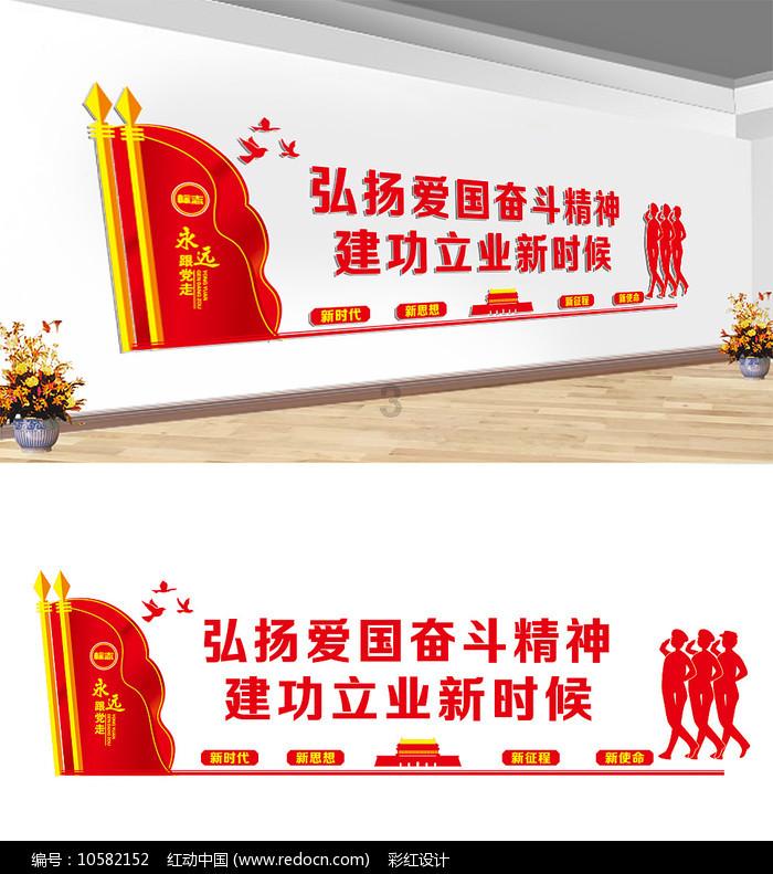不要就把它们丢进垃圾桶?被抛弃后,两只小狗显得格外胆小